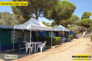 Bungalowtent op camping Cala Gogo Straatje